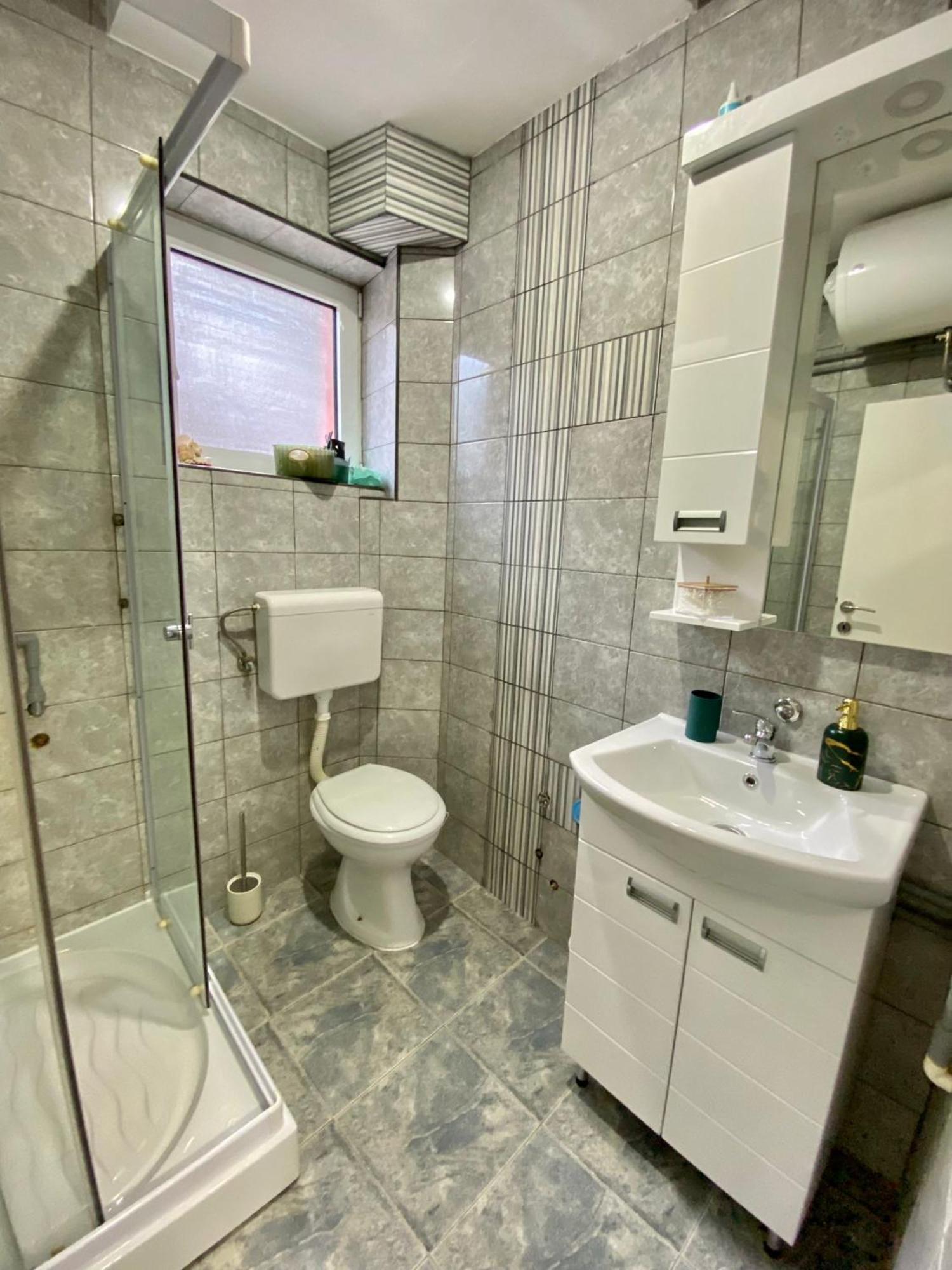 Apartman Bogdan Cacak Ngoại thất bức ảnh